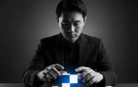 阿里不再“佛系”，千问APP公测背后，藏着怎样的AI商业化野心？