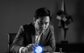 谷歌深夜放招，Gemini 3号称全面超越GPT-4！你的AI工具又要换代了？