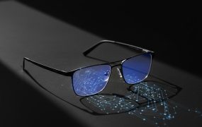 李想官宣AI眼镜,充电宝行业大洗牌:AI硬件化真是下一个风口?