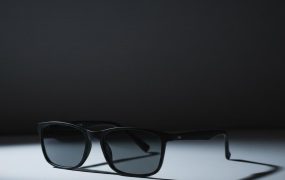 阿里发布AI眼镜，不用掏手机的时代真要来了？