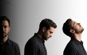 黑白艺术肖像定制提示词方案：让普通照片一键变身“摄影展级”情绪大片