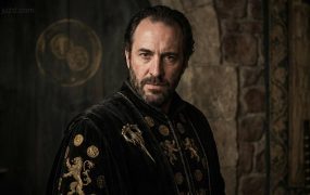 《权游》跨界角色定制方案：自媒体爆款IP形象设计，一键生成维斯特洛护照