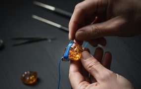 水晶IP主理人孵化营：五行水晶珠宝手作全流程起号变现方案