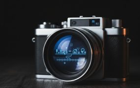 视频分成计划：AI生成农村怀旧短视频变现，98条作品快速涨粉12.7W