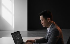 [小红书虚拟项目实操指南]：低门槛起店全流程，解锁5大高利润产品变现路径