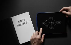 步步为赢十步绝杀成交系统：全行业通用的高转化成交设计方案