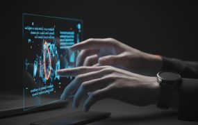 Midjourney新手入门教程：商业设计图与艺术创作AI画图全攻略，零基础变身大师