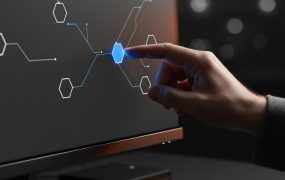 Coze扣子智能体实战进阶课：零基础搭建企业级AI工作流，实现全自动办公提效