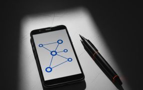 小红书虚拟资料玩法：低门槛信息差变现，实现单价68元起步的实战方案