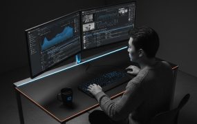 2025YouTube运营掘金指南：油管全方位起号与广告分成变现全攻略