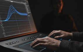 AI+短视频带货新范式全方位达人孵化：素人0-1快速起号变现SOP
