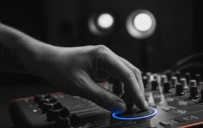 企业短视频运营与直播带货全实战系统：从零粉冷启动到商业模式升级解决方案