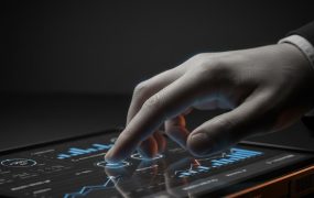 拼多多组合起爆电商运营全攻略：多维度流量叠加与高利润变现解决方案