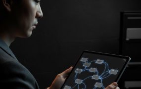 Coze短视频一键生成中年困境视频项目：全自动生产高流量内容的实战方案