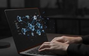 DeepSeek全场景提效合集：从Excel自动化到小红书爆款批量产出方案