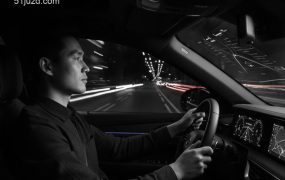 7万级燃油车搞定智能驾驶：长城这套1.4万的AI司机，让新手秒变老司机